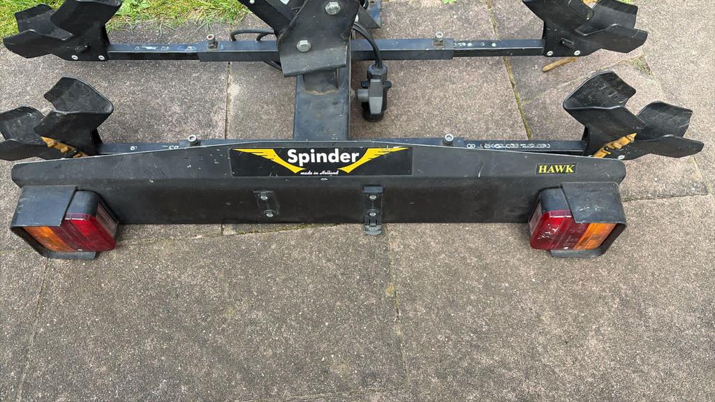 Spinder Hawk fietsendrager, Ophalen, 2 fietsen, Gebruikt, Trekhaakdrager