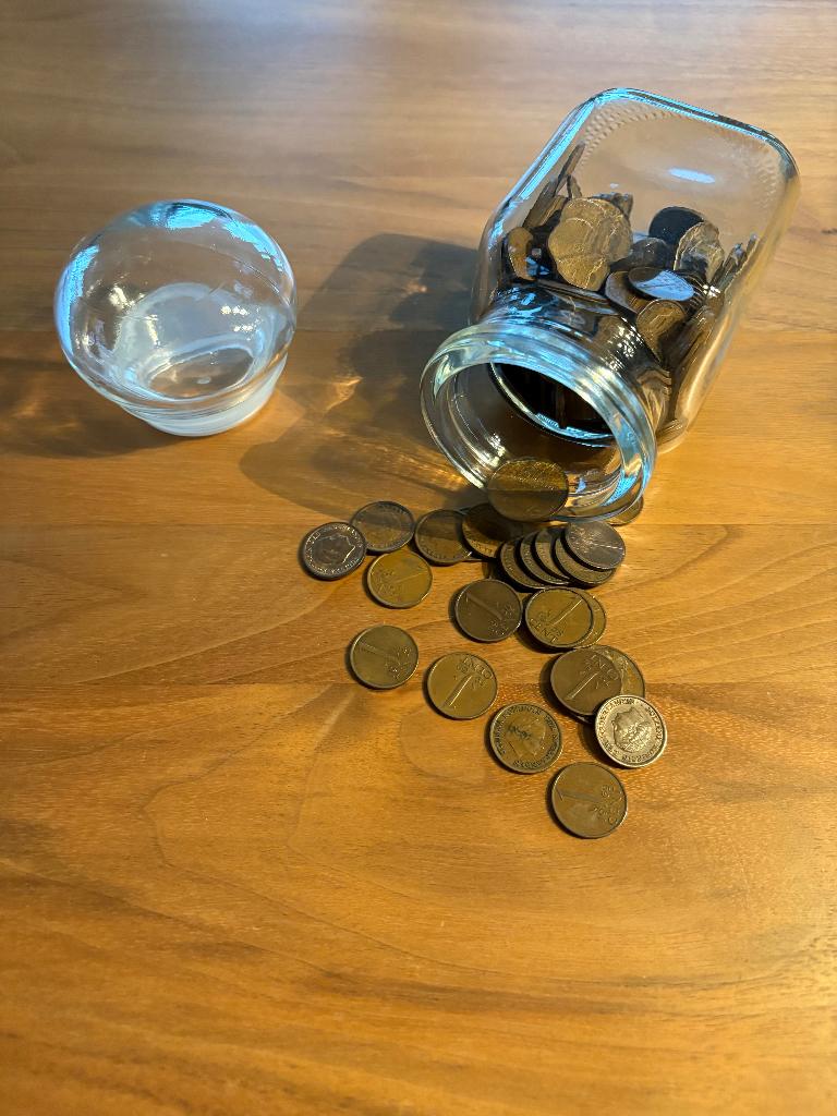 Te Koop: Pot met oude Nederlandse (gulden) centen, Postzegels en Munten, Munten | Nederland, Ophalen of Verzenden, Koningin Juliana