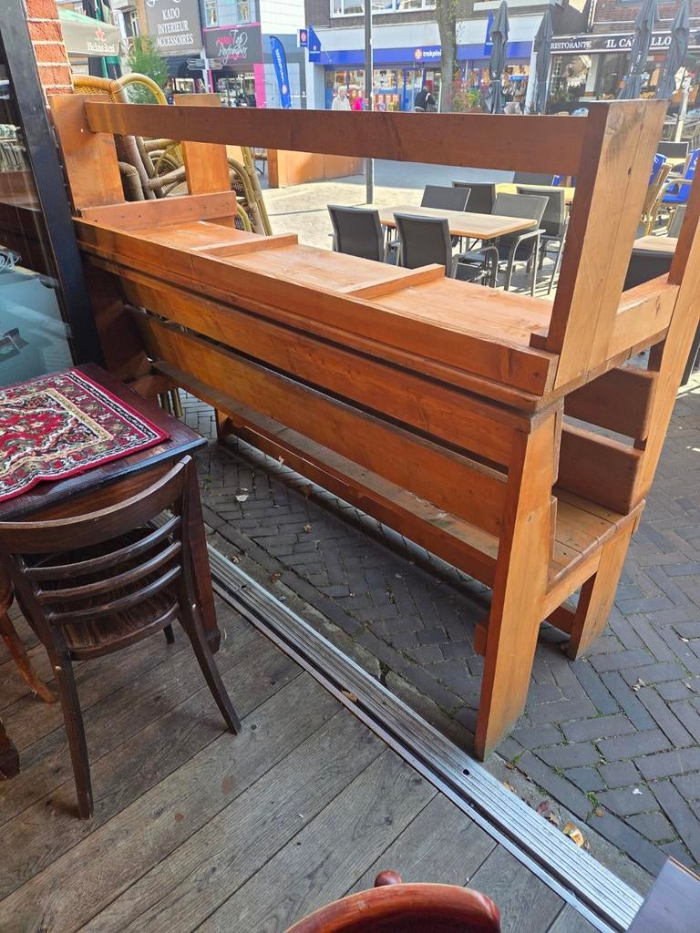 Twee robuuste houten banken, Huis en Inrichting, Ophalen, Gebruikt, Driepersoons, Hout