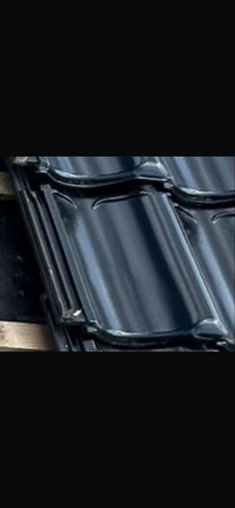 Gezocht: Mat Zwart verglaasde dakpannen - VHV Vario, Ophalen, Gebruikt, Steen of Klei, Zwart