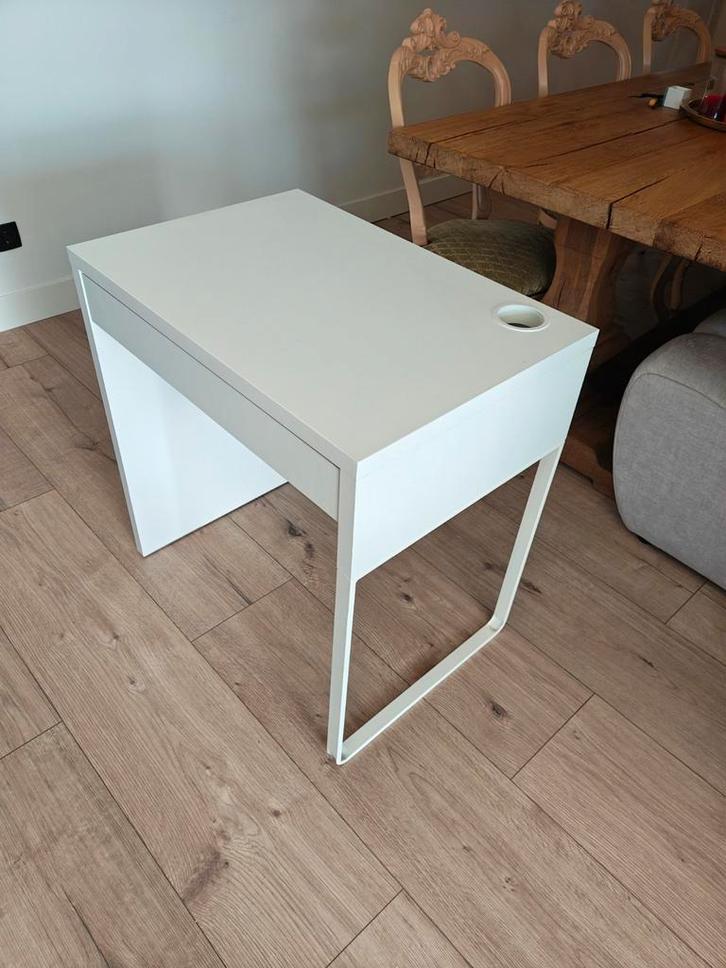 Micke Ikea bureau - Wit, Huis en Inrichting, Bureaus, Gebruikt, Bureau, Ophalen