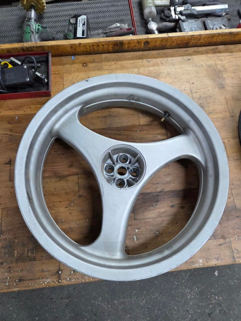 BMW R1100 RT achterwiel, Ophalen of Verzenden, Gebruikt