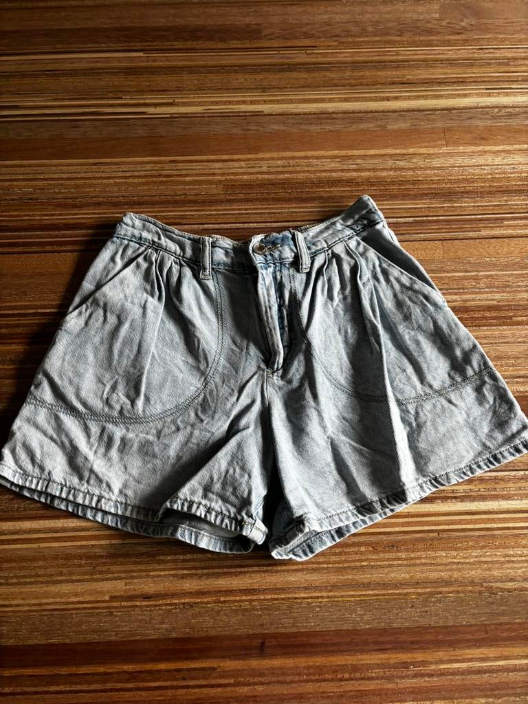 Dunne, korte spijkerbroek van Zara maat 152, Kinderen en Baby's, Kinderkleding | Maat 152, Ophalen of Verzenden, Zo goed als nieuw