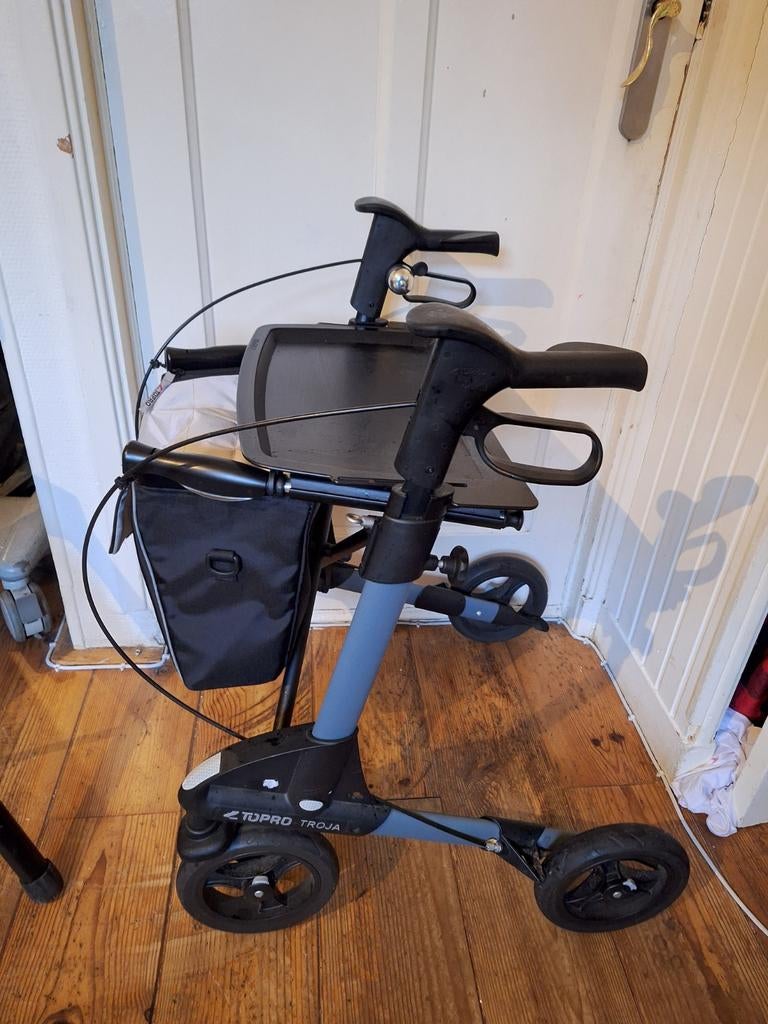 Topro troja 2G Rollator Lichtgewicht Inklapbaar., Ophalen, Opvouwbaar, Gebruikt