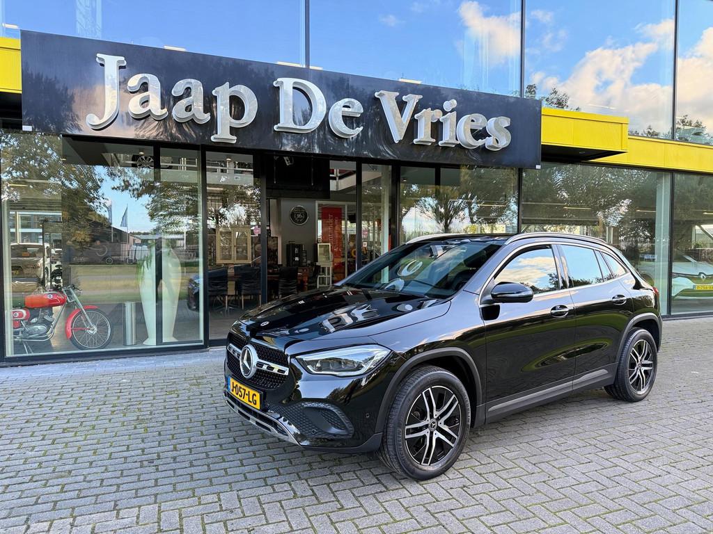 Mercedes-Benz GLA-klasse 200 Business Solution Luxury, Auto's, Mercedes-Benz, Stof, Euro 6, 4 cilinders, Origineel Nederlands