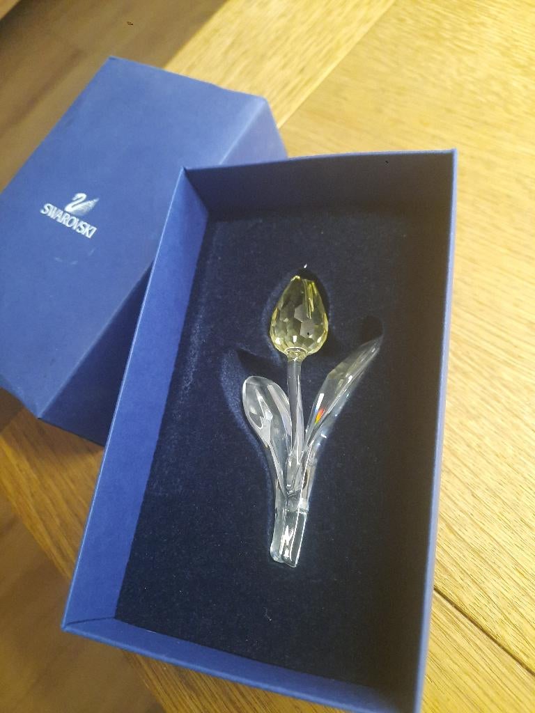 Swarovski. Gele tulp in box., Verzamelen, Ophalen, Zo goed als nieuw, Figuurtje