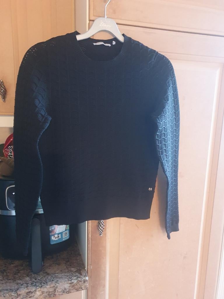 Te koop Melting Stockholm zwart maat L(valt kleiner), Maat 38/40 (M), Zwart, Ophalen of Verzenden, Zo goed als nieuw