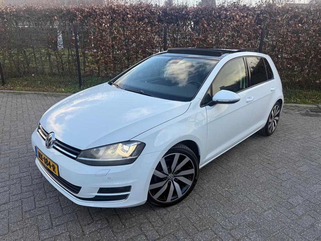 Volkswagen Golf 1.4 TSI 103KW DSG 2013 Wit, Zwart, 4 cilinders, Wit, Leder