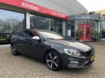 Volvo V60 2.0 T4 Ocean Race AUTOMAAT, Trekhaak, Cruise, Navi, Auto's, Leder en Stof, 1600 kg, 84 €/maand, 17 km/l
