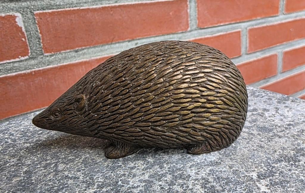 Bronzen beeld / EGEL