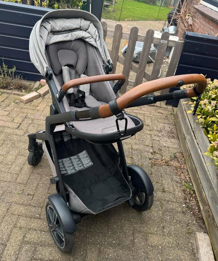 Nuna Demi Grow kinderwagen, reiswieg en zitje, extra hoog!, Kinderen en Baby's, Kinderwagens en Combinaties, Gebruikt, Combiwagen