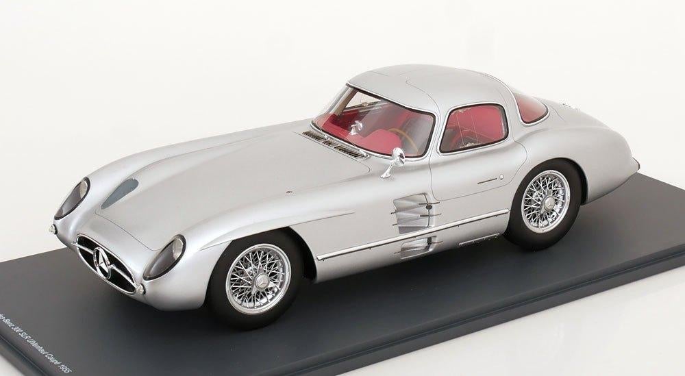 1:18 Mercedes-Benz 300 SLR “Uhlenhaut” Coupe - 1955 - Zilver, Hobby en Vrije tijd, Modelauto's | 1:18, Overige merken, Auto, .