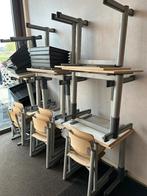 school of kinderopvang tafels en stoeltjes. TEAB., Ophalen, Gebruikt, Hout, Grijs