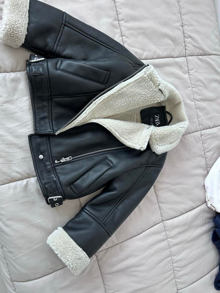 Zara meisjes winterjas - Zwart met teddy voering, Ophalen of Verzenden, Zo goed als nieuw, Meisje