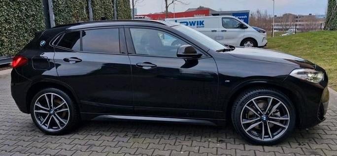BMW X2 Xdrive25e MSport|220PK|Stoelver|Led |Ambi|Pano|Keyles, Auto's, BMW, X2, Zwart, Vierwielaandrijving, 3 cilinders