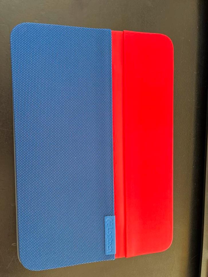 Logitech AnyAngle iPad mini hoes blauw/rood, Computers en Software, Tablet-hoezen, Nieuw, Bescherming voor- en achterkant, 7 inch of minder