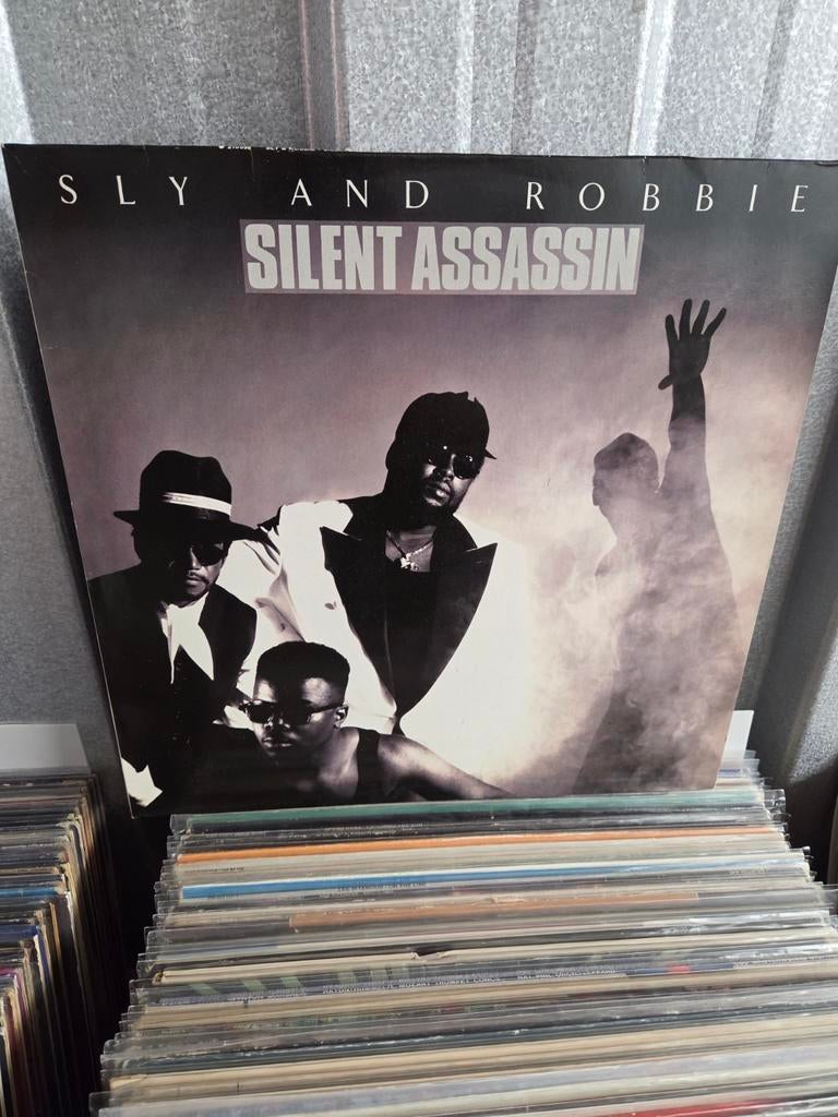 Reggae lp SLY AND ROBBIE: SILENT ASSASSIN, Ophalen of Verzenden, 12 inch, Overige soorten