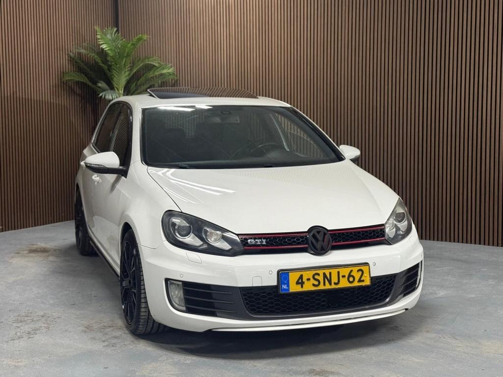 Volkswagen Golf 2.0 GTI (bj 2009, automaat), Auto's, Volkswagen, Euro 5, Gebruikt, 4 cilinders, Wit