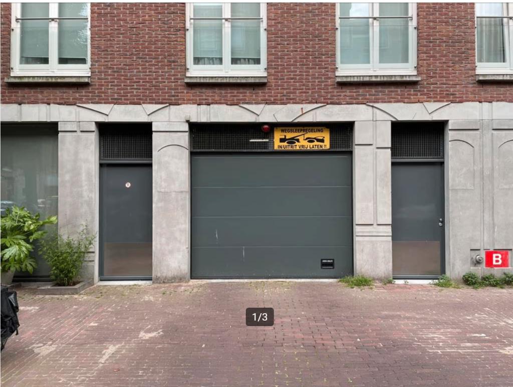 Te huur parkeerplaats in de Staatsliedenbuurt, Huizen en Kamers, Garages en Parkeerplaatsen, Amsterdam