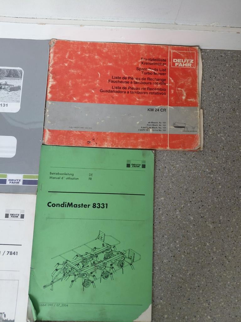 Deutz Fahr instructie/onderdelenboekjes van hooibouwmachines, Ophalen of Verzenden