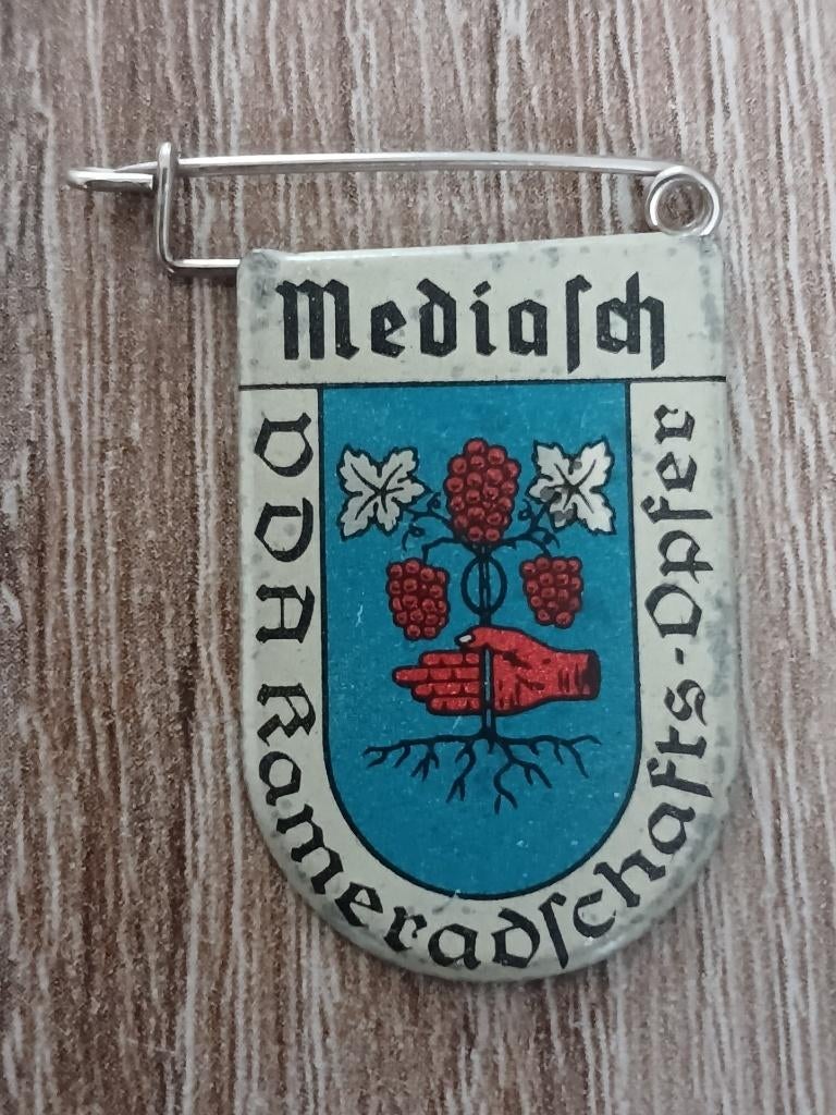 WHW spende 1934 - 1935, Mediach., Verzamelen, Ophalen of Verzenden, Overige soorten, Duitsland, Embleem of Badge