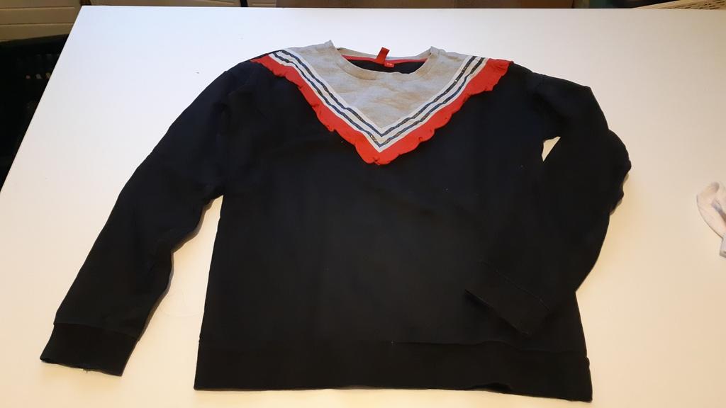 Leuke trui maat 170, Kinderen en Baby's, Kinderkleding | Maat 170, Ophalen of Verzenden, Gebruikt, Meisje, Trui of Vest