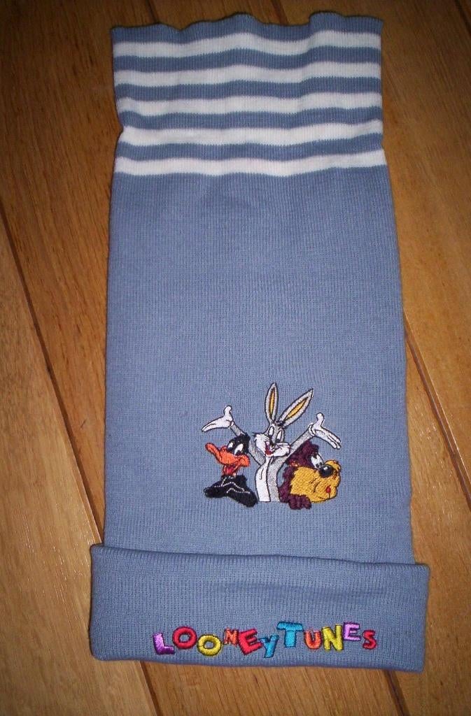 LOONEY TUNES muts grijs - nieuw -, 110 t/m 116, Jongen of Meisje, Nieuw, Ophalen of Verzenden