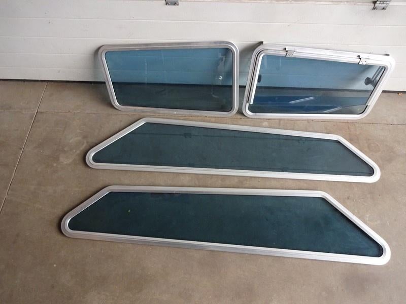 Set van 4 nieuwe bootramen in aluminium, Vetus, Ophalen, Nieuw, Overige typen