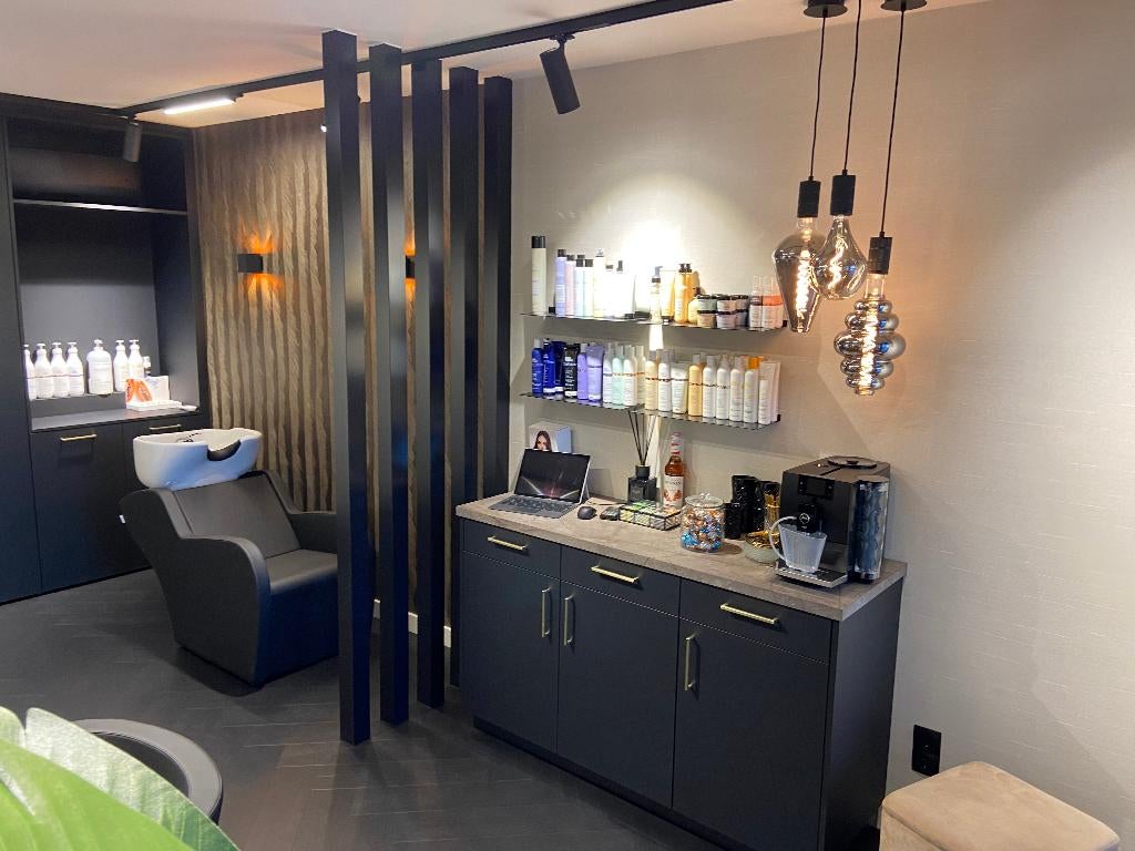 Complete kapsalon inventaris/meubilair te koop, Ophalen