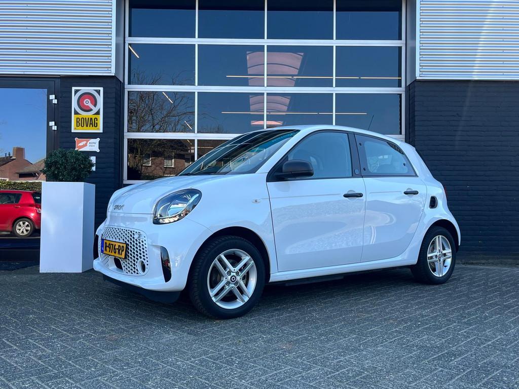 Smart Forfour EQ ELEKTRISCH 18 kWh Automaat, Airco, Cruise,, Auto's, Achterwielaandrijving, Gebruikt, Wit, Origineel Nederlands