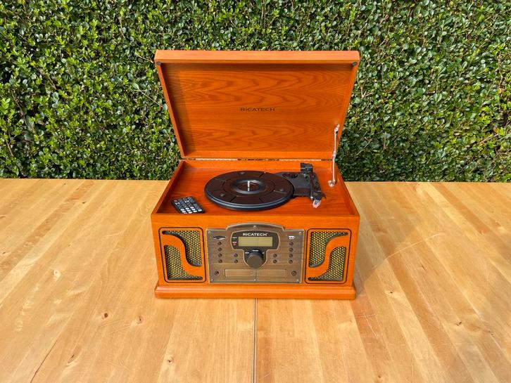 Ricatech Platenspeler met CD, Radio, USB en Afstandsbedienin, Audio, Tv en Foto, Platenspelers, Zo goed als nieuw, Platenspeler