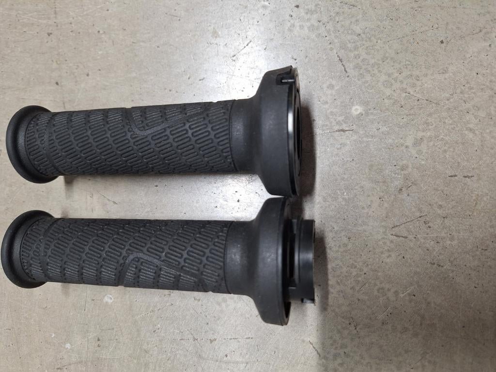 Originele KTM 1290R/1390R Handvaten - Nieuw, Ophalen of Verzenden