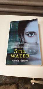 boek thriller, stil water, Ophalen of Verzenden