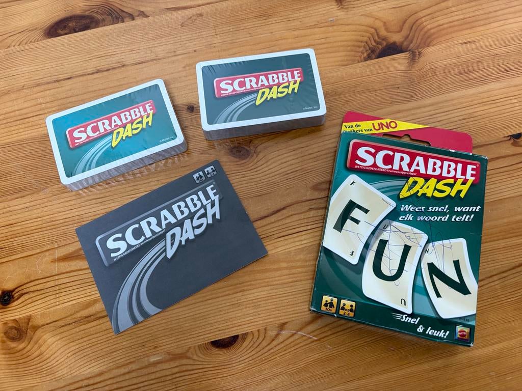 Scrabble Dash Kaartspel - Snel en Leuk Woordspel, Vijf spelers of meer, Ophalen of Verzenden, Nieuw