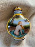 Antieke Chinese Porseleinen Snuff Bottle met Naakte Vrouw, Ophalen of Verzenden