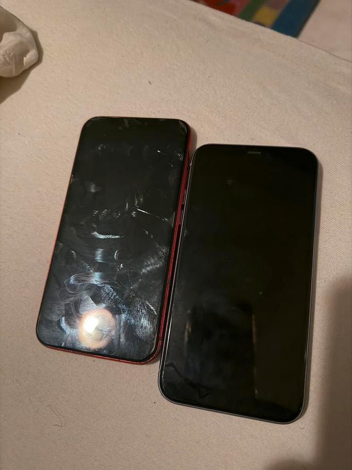 2 iPhones 11 nu beschikbaar!, Telecommunicatie, Mobiele telefoons | Apple iPhone, Gebruikt, 64 GB, Zonder abonnement, Zonder simlock