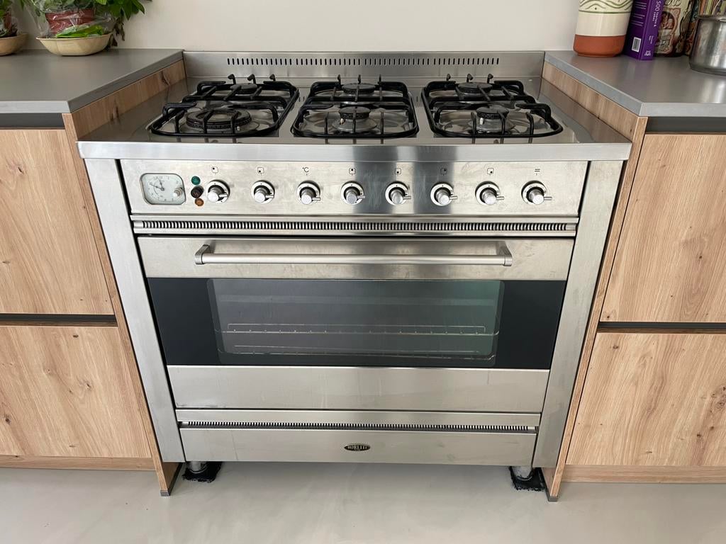 Boretti gasfornuis 6 pits, Witgoed en Apparatuur, Fornuizen, Ophalen, Gebruikt, 60 cm of meer, Gas