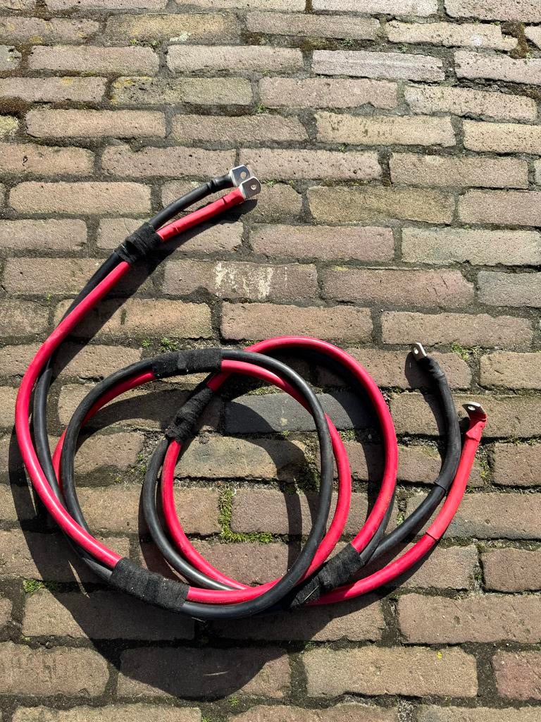 Accukabel 70mm2 - Rood en Zwart - Hoogwaardige Kwaliteit, Ophalen of Verzenden, Gebruikt, Universele onderdelen