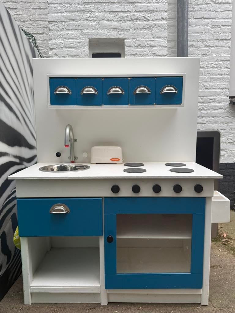 Kinder keuken, Ophalen, Zo goed als nieuw