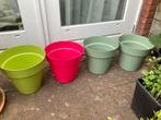 4 kunststof bloempotten (diameter 29, hoog 28cm), Tuin en Terras, Bloempotten, Kunststof, Rond, Ophalen of Verzenden, Zo goed als nieuw
