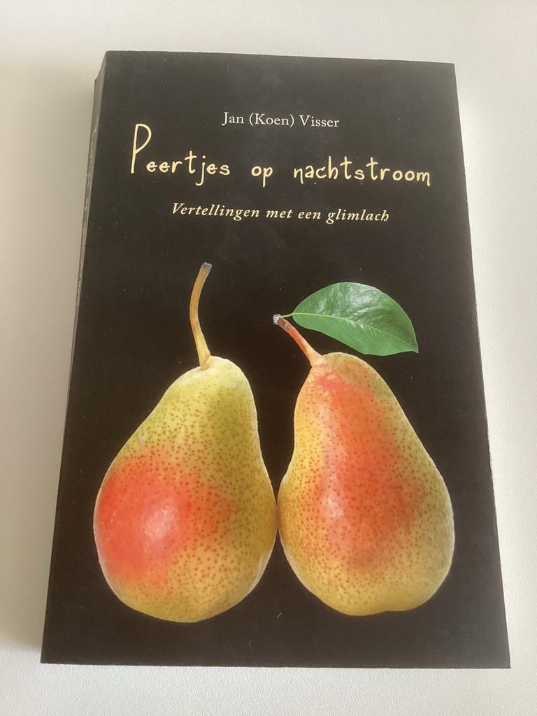 Peertjes op nachtstroom - Jan (Koen) Visser, Ophalen of Verzenden, Zo goed als nieuw, Nederland