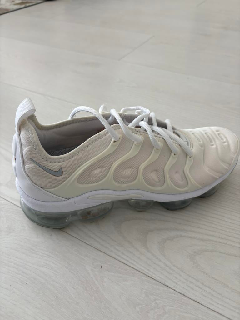 Nike airmax vapormax, Sport en Fitness, Loopsport en Atletiek, Ophalen of Verzenden, Zo goed als nieuw, Hardloopschoenen, Nike