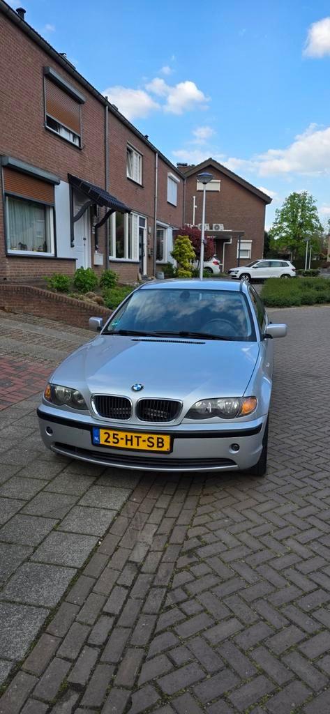 BMW 3-Serie 2.0 I 318i 2001 Grijs, 75 €/maand, Particulier, Sedan, 3-Serie