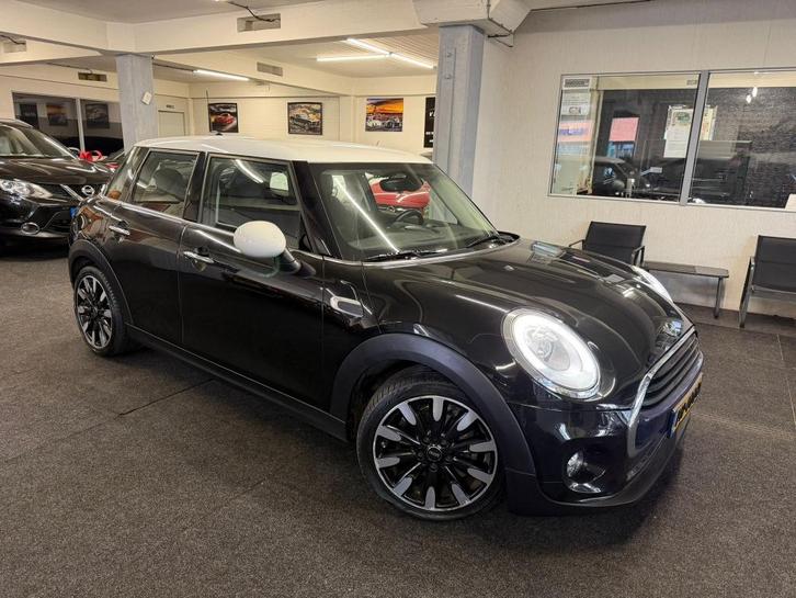 MINI Cooper 1.5 Cooper Chili *Automaat*5drs*Leder*136pk, Auto's, Mini, Bedrijf, Te koop, Cooper, ABS, Airbags, Airconditioning
