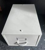 LADEKAST Staal Stabelbaar, Ophalen, Minder dan 50 cm, Gebruikt, 1 of 2 laden