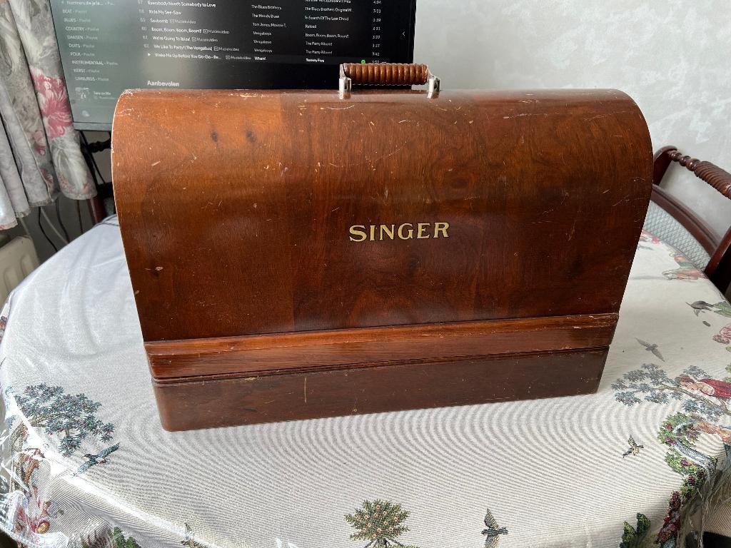 SINGER hand naaimachine, Antiek en Kunst, Antiek | Naaimachines, Ophalen of Verzenden