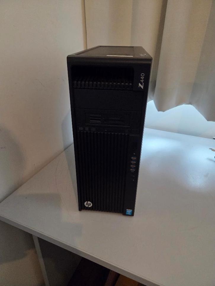HP Z440 met Xeon 2680v4, 32gb, Windows 11, Computers en Software, Desktop Pc's, Gebruikt, 2 tot 3 Ghz, SSD, 32 GB, Met videokaart