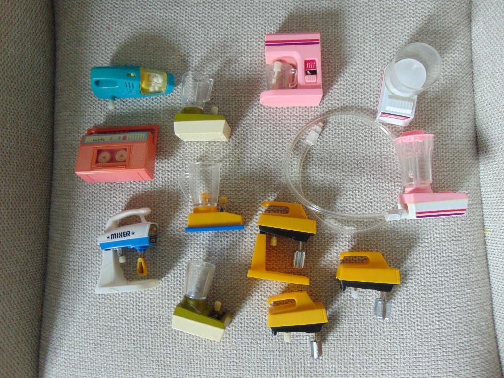 Opwindbare vintage Sindy Barbie Fleur Apparatuur 70s, Verzamelen, Poppen, Ophalen of Verzenden, Gebruikt, Accessoires