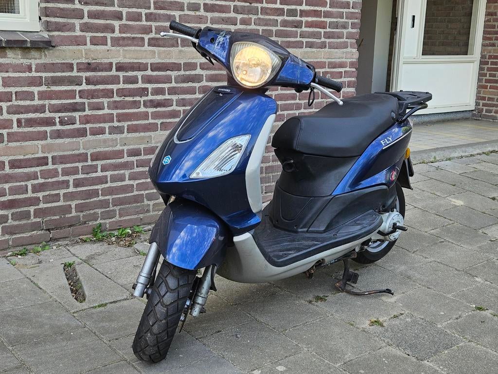 Piaggio Fly - Geel Kenteken - handvatverwarming, Fietsen en Brommers, Scooters | Piaggio, Ophalen of Verzenden