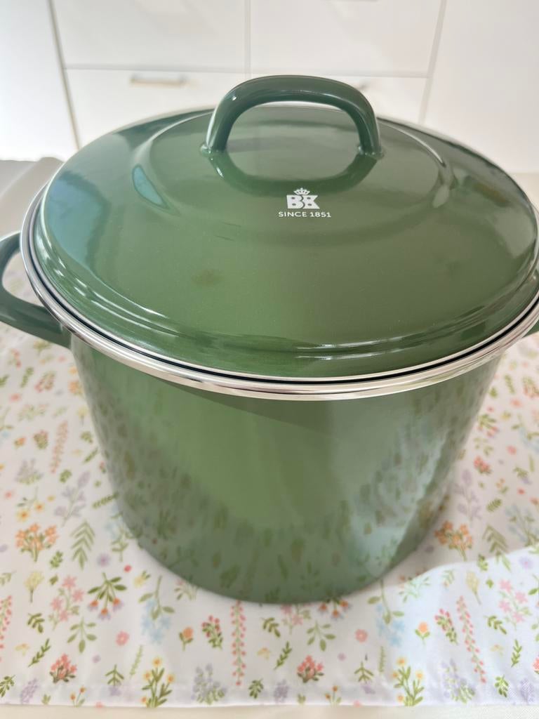 Hoge megagrote BK retro soeppan, Huis en Inrichting, Keuken | Potten en Pannen, Ophalen of Verzenden, Zo goed als nieuw, Overige materialen